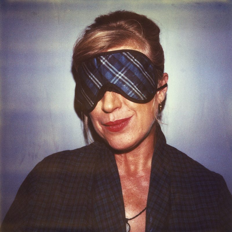 Das Bild zeigt ein Portrait von Marianne Faithfull von Freddy Langer